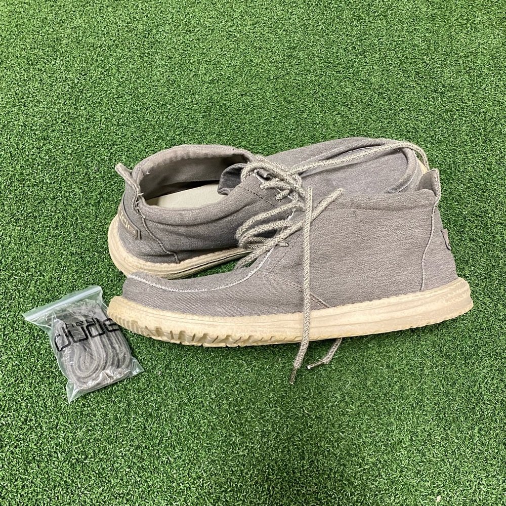 Size 9 US Hey Dude’s